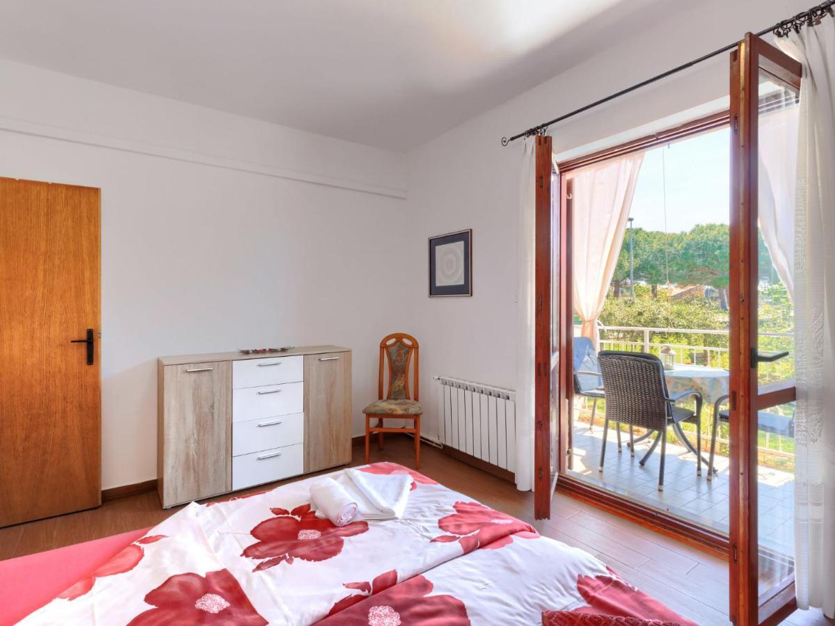 Apartment Elvi - Uma106 By Interhome Umag Bagian luar foto