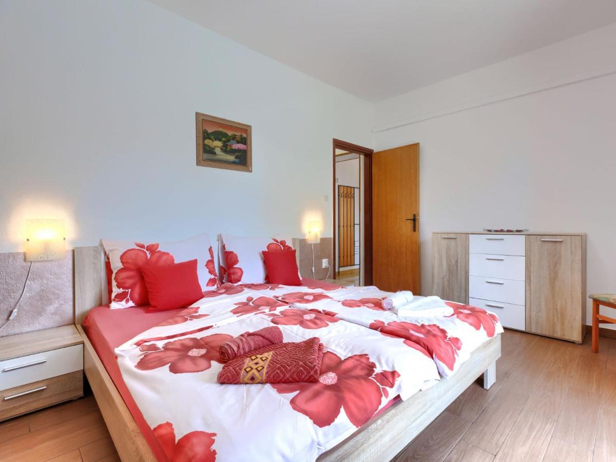Apartment Elvi - Uma106 By Interhome Umag Bagian luar foto