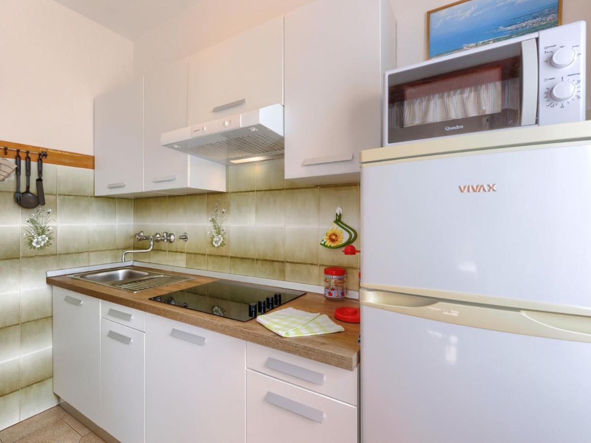 Apartment Elvi - Uma106 By Interhome Umag Bagian luar foto